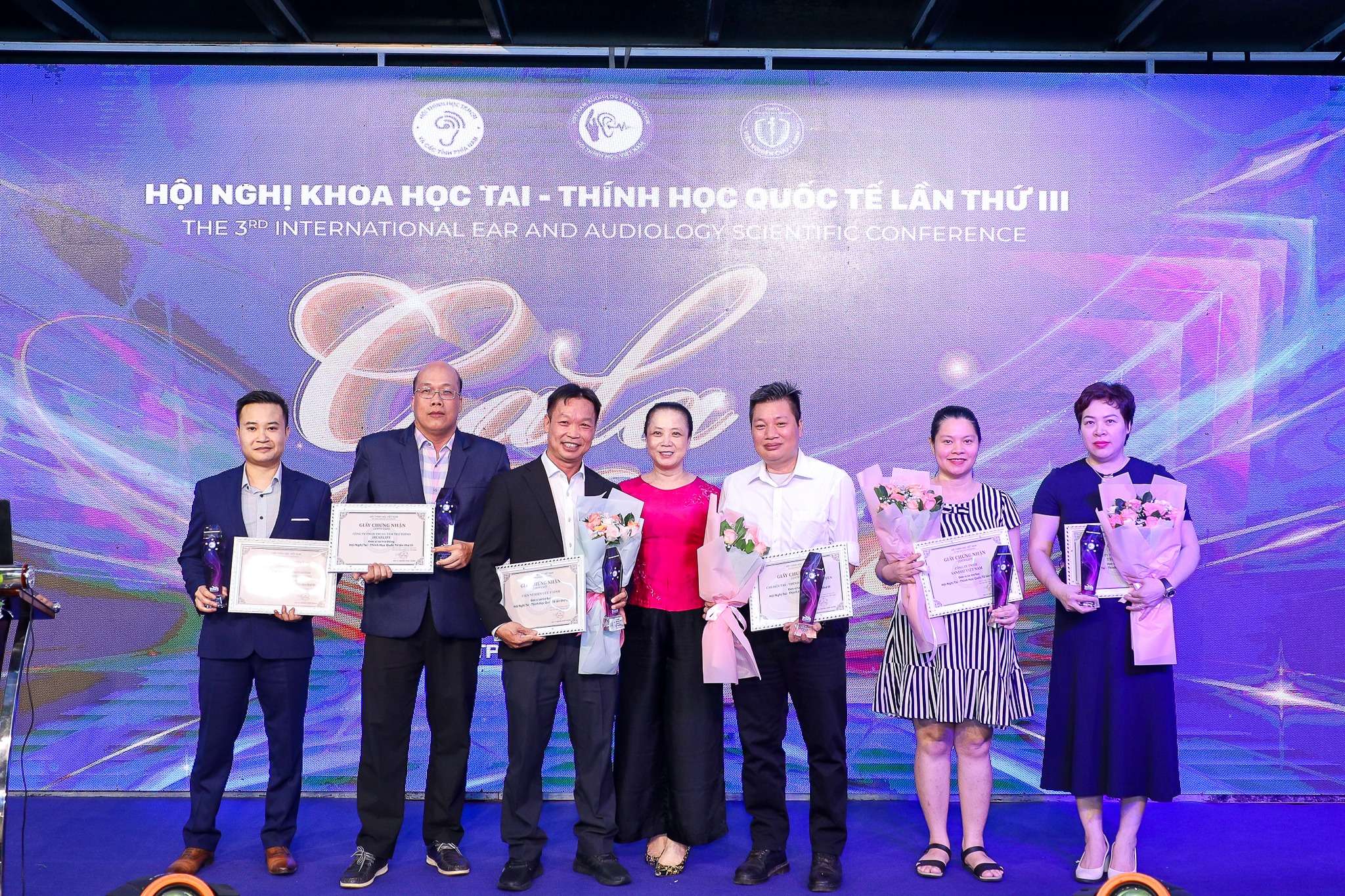 Hội nghị thính học quốc tế Đà Lạt 2024 vinh danh 1