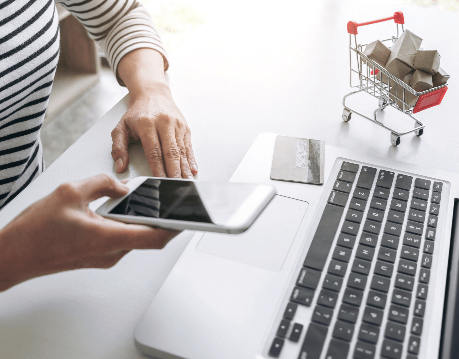 Truy cập ngay đường link đặc biệt sau khi điền thông tin