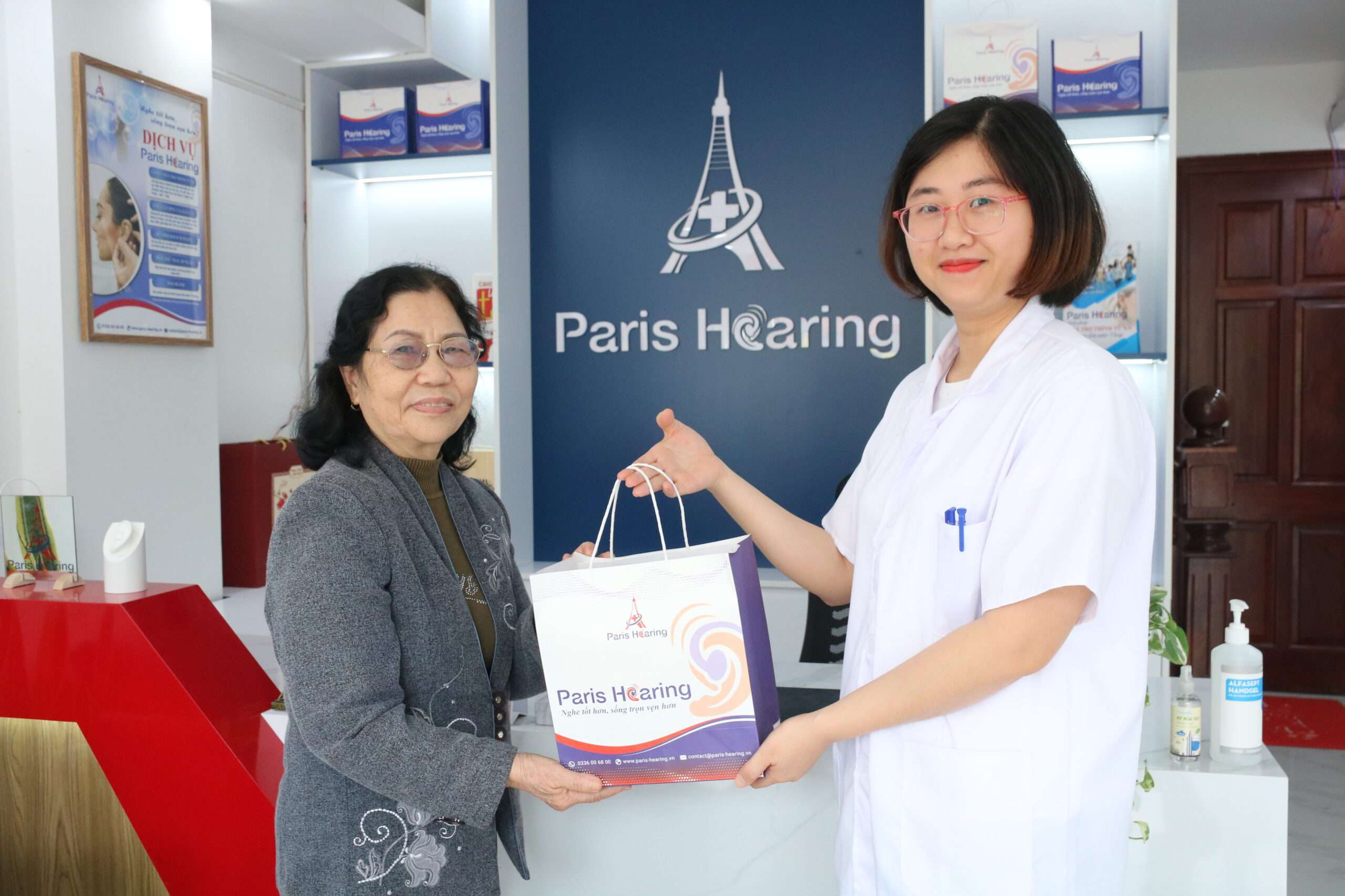 niềm vui của khách hàng 2