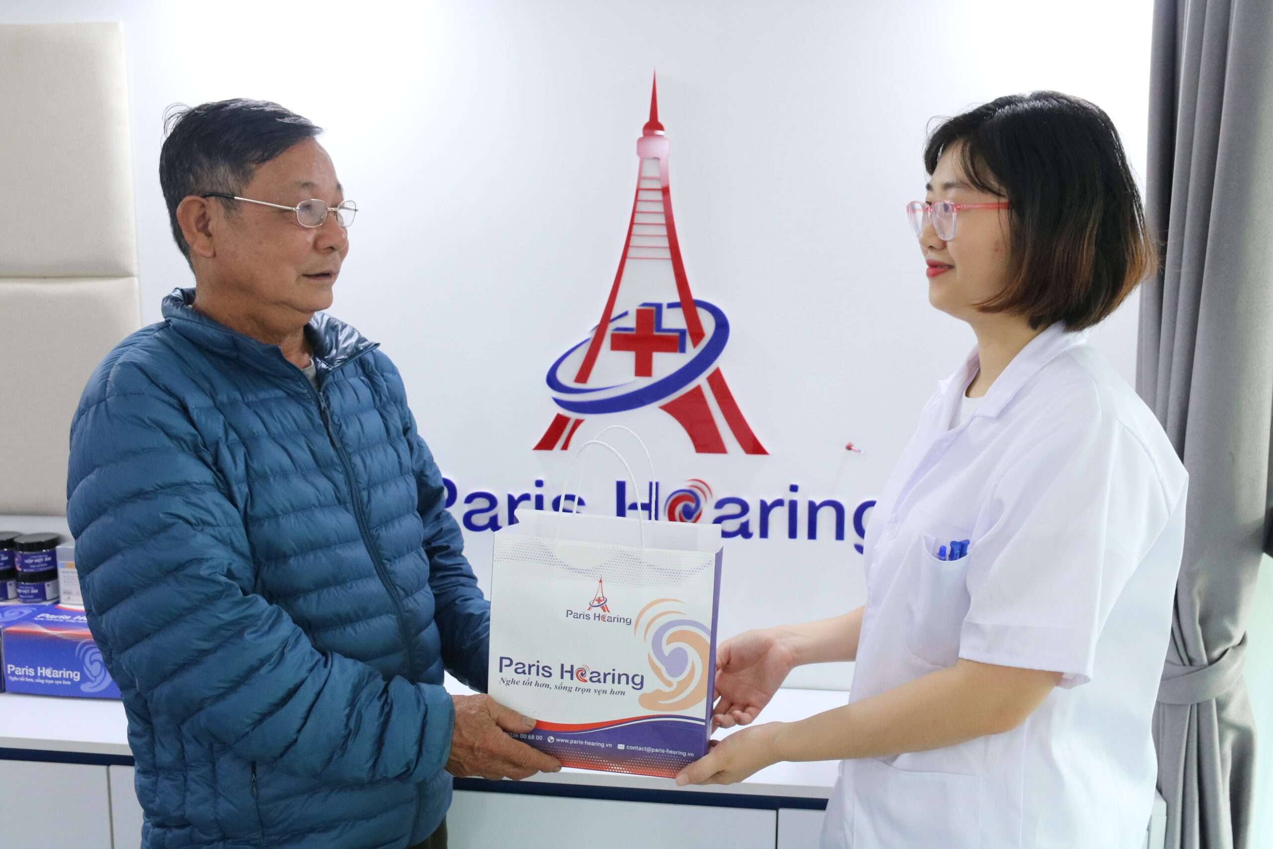 niềm vui của khách hàng 6